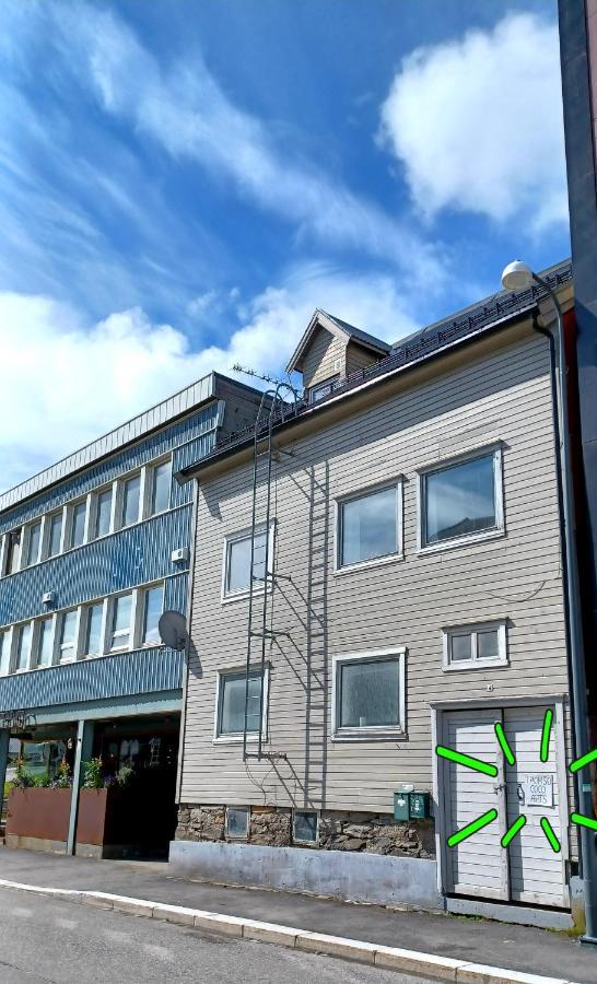 Tromso Coco Apartments In Center Bagian luar foto